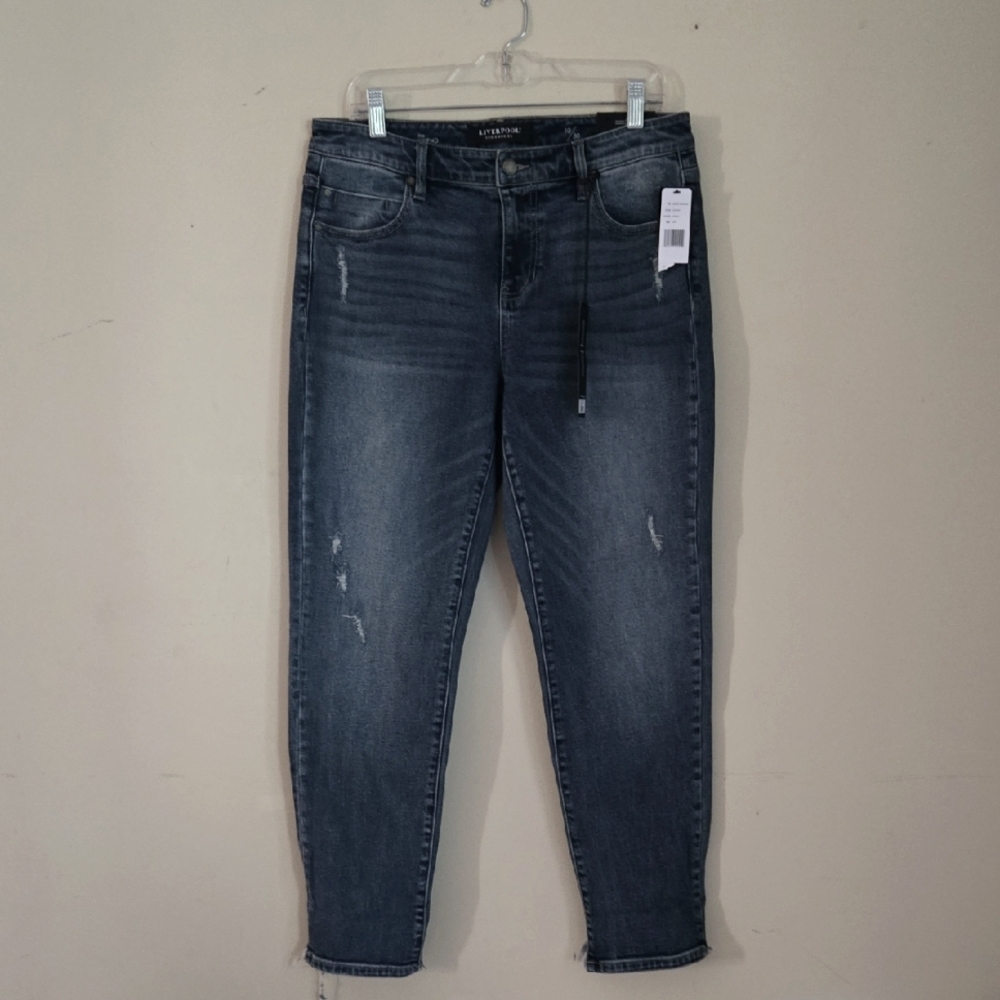 NWT Liverpool Los Angeles Marley Girlfrirnd Jeans Size 10/30